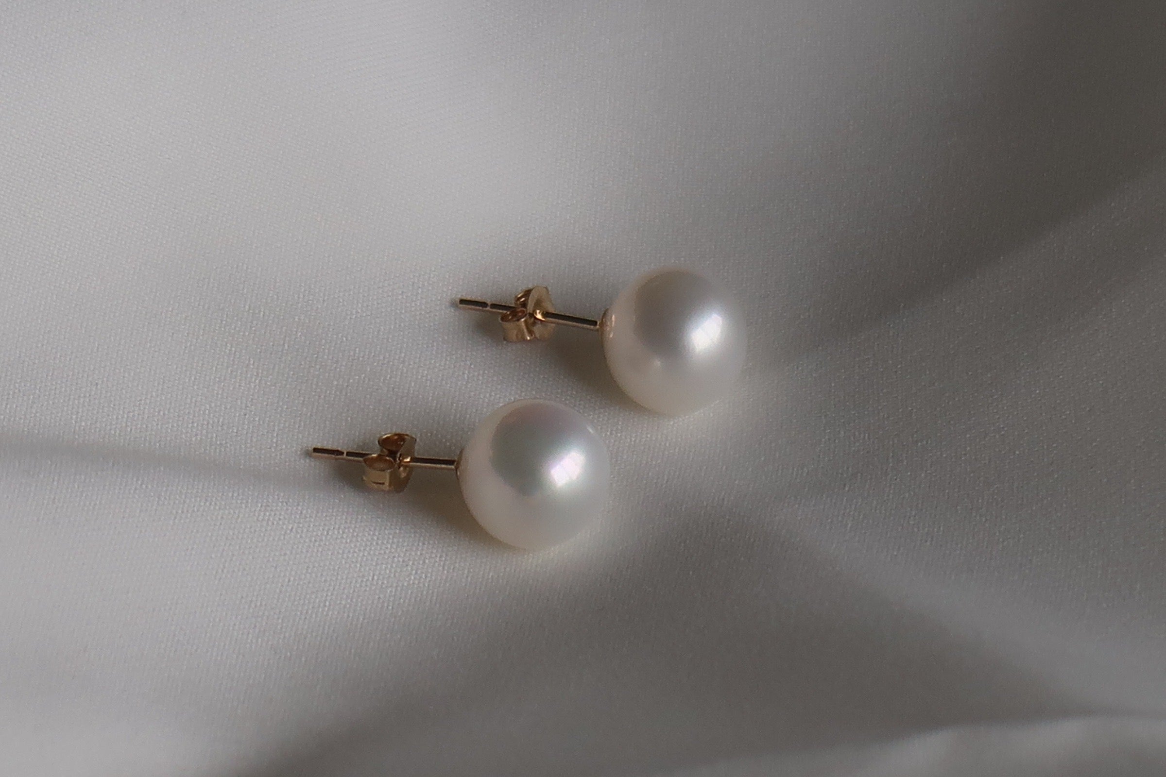 Pearl Studs